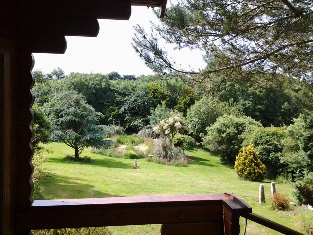 Tudor Lodge With Pool & Bbq Cabin ليسكيرد المظهر الخارجي الصورة
