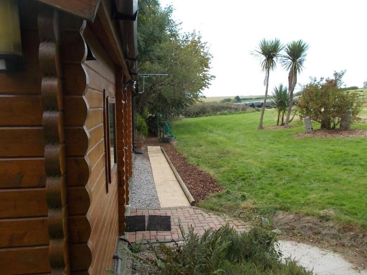 Tudor Lodge With Pool & Bbq Cabin ليسكيرد المظهر الخارجي الصورة
