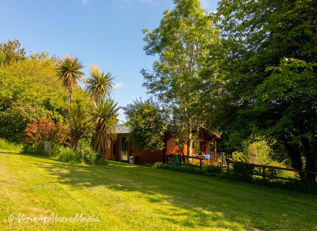 Tudor Lodge With Pool & Bbq Cabin ليسكيرد المظهر الخارجي الصورة