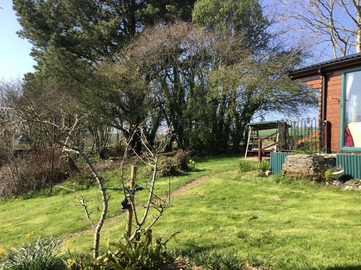 Tudor Lodge With Pool & Bbq Cabin ليسكيرد المظهر الخارجي الصورة